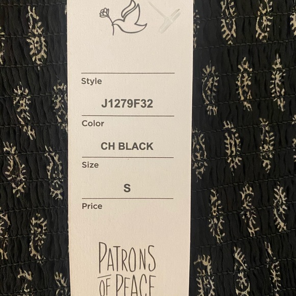 Women’s Black&White Bandana Paisley print Top - Picture 2 of 2